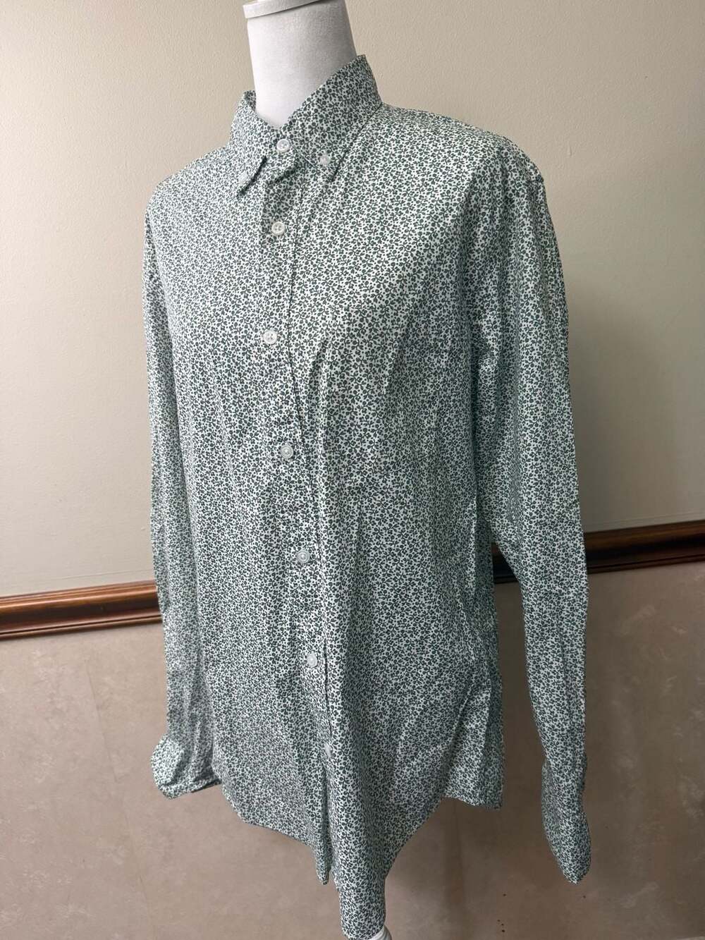 J.Crew Flex Washed Slim Shirt Size M Green Floral Long Sleeve Button Down